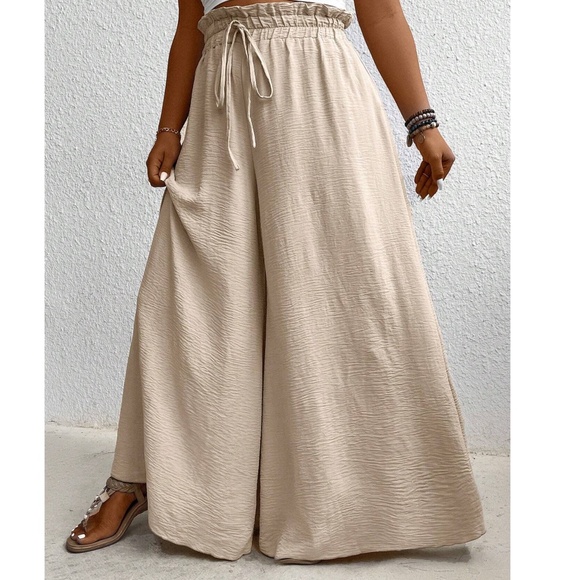 Plus Solid High Waisted Lightweight Wide leg Pants - Picture 6 of 7